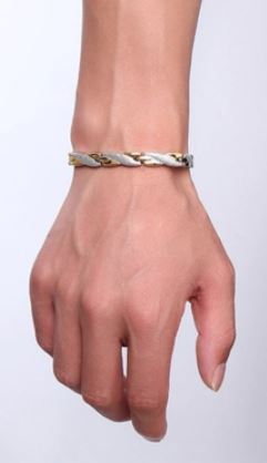 Bracelet magnétique torsadé en acier inoxydable